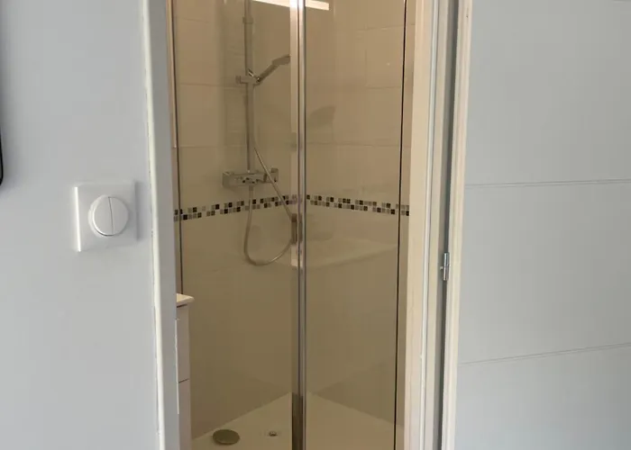 Independante Proche Du Futuroscope